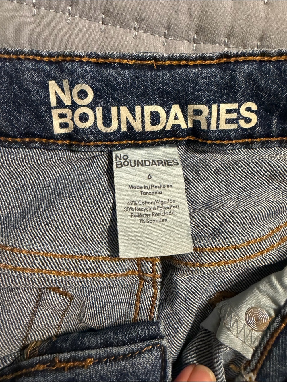 No Boundaries Women's Distressed Denim Cutoff Shorts - Blue - Picture 5 of 5